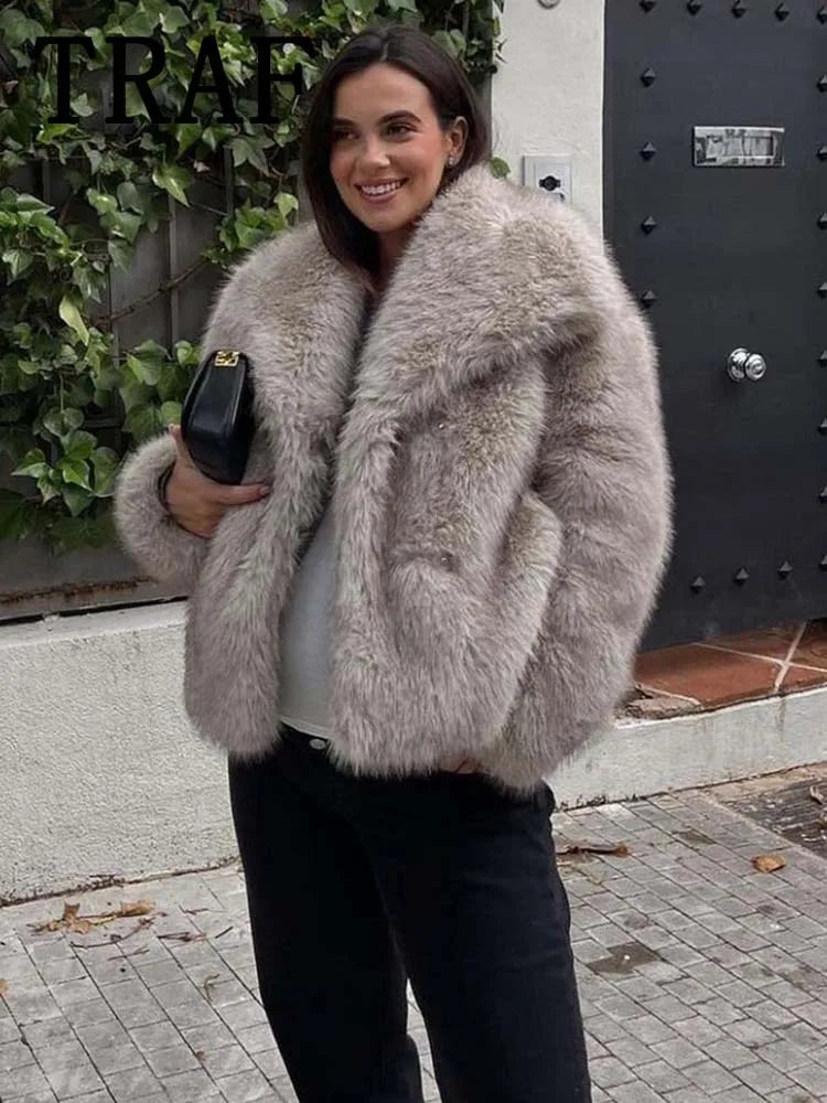 FAUX FUR CROPPED JACKET